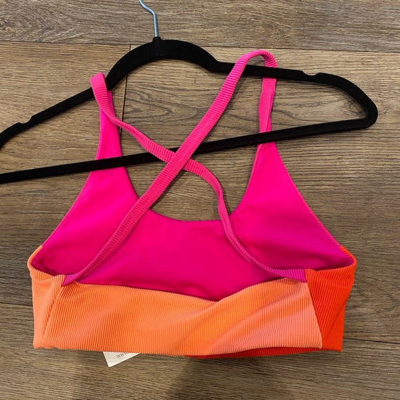 Beach Riot Norah top Medium - Picture 2 of 3